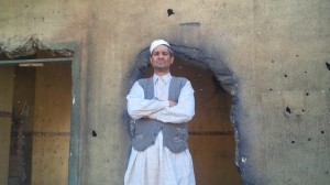 Kuldip Korotana in character at a stone doorway